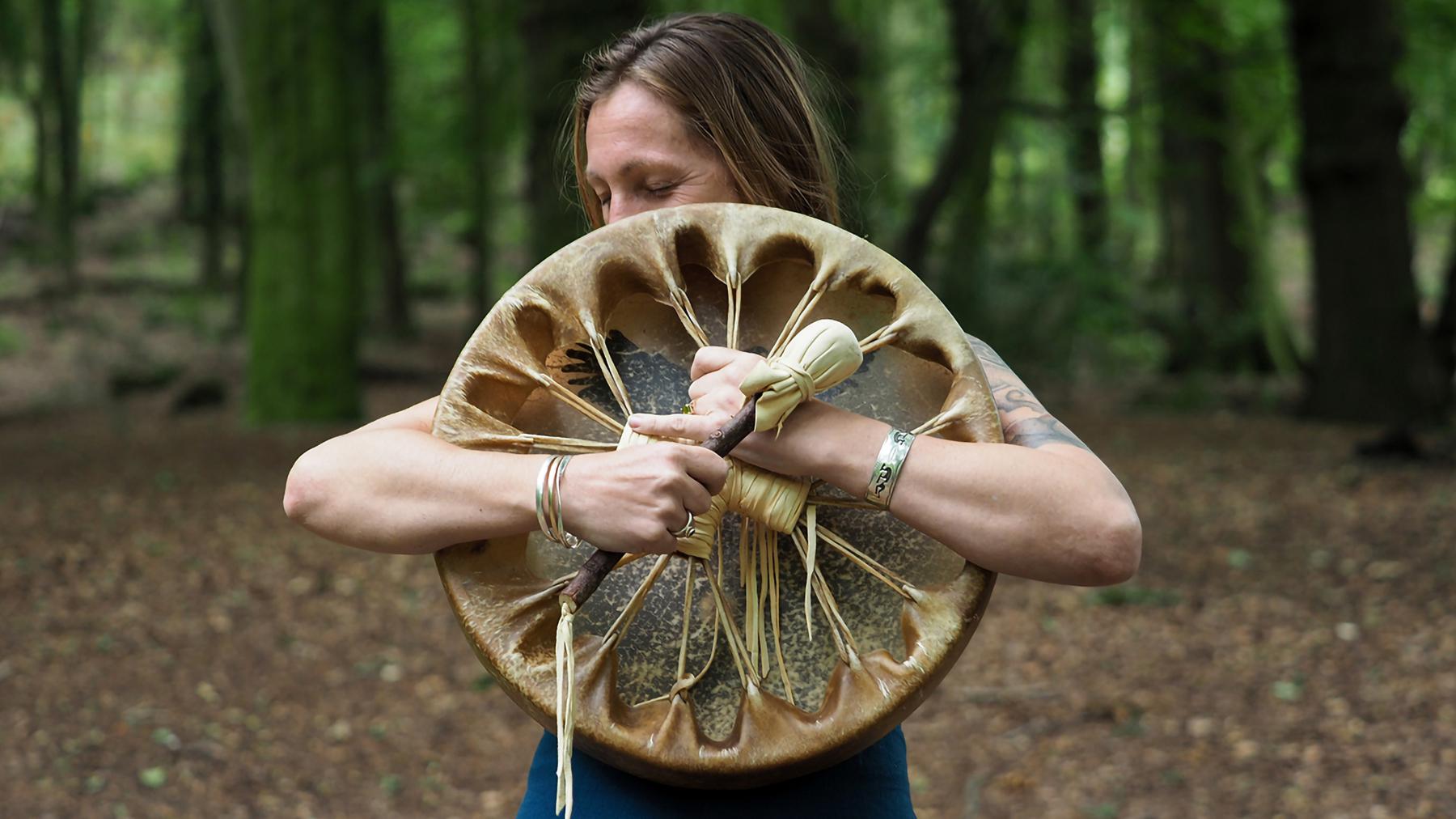 shaura with drum